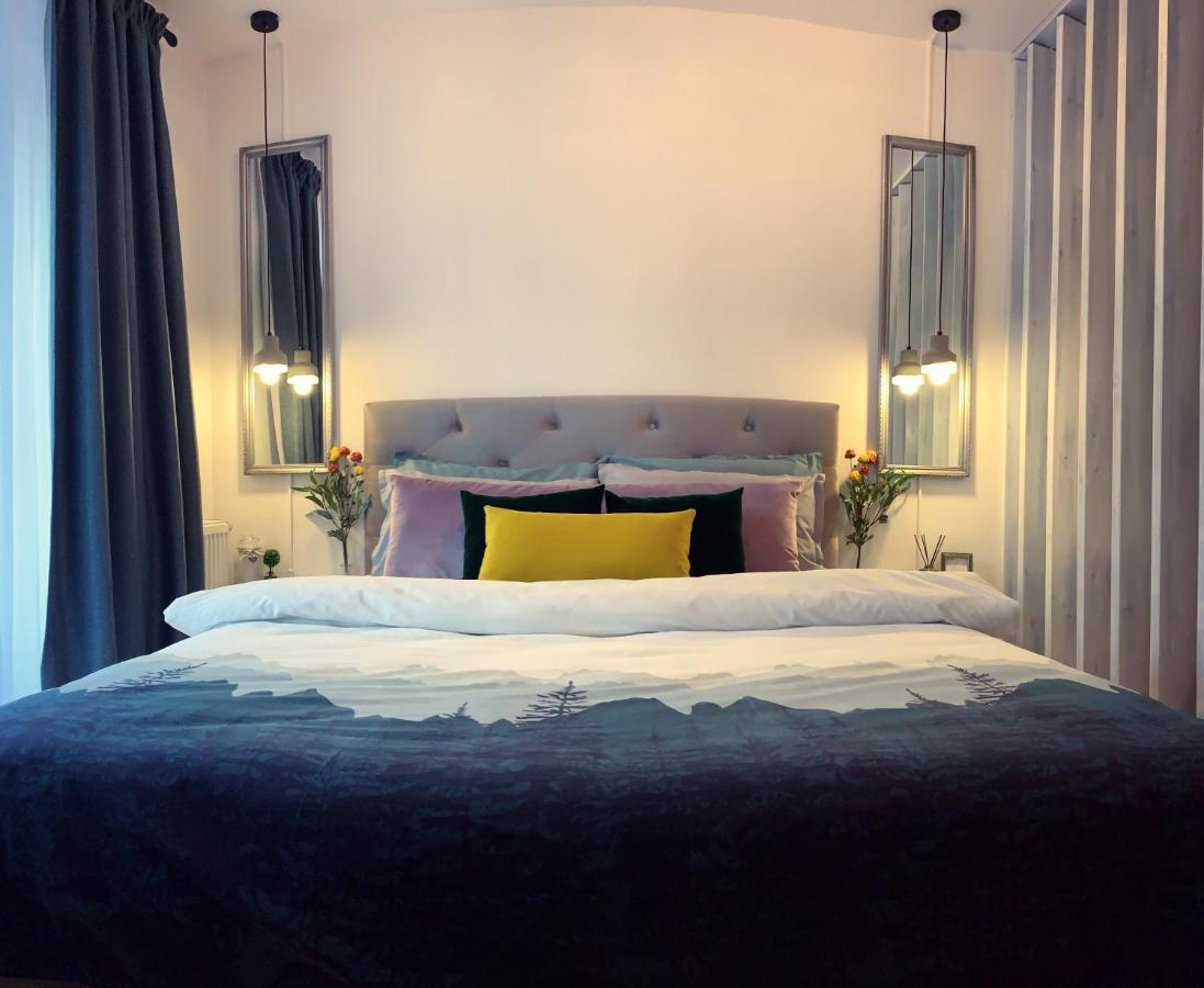 Modern Studio2 Apartment บราชอฟ ภายนอก รูปภาพ